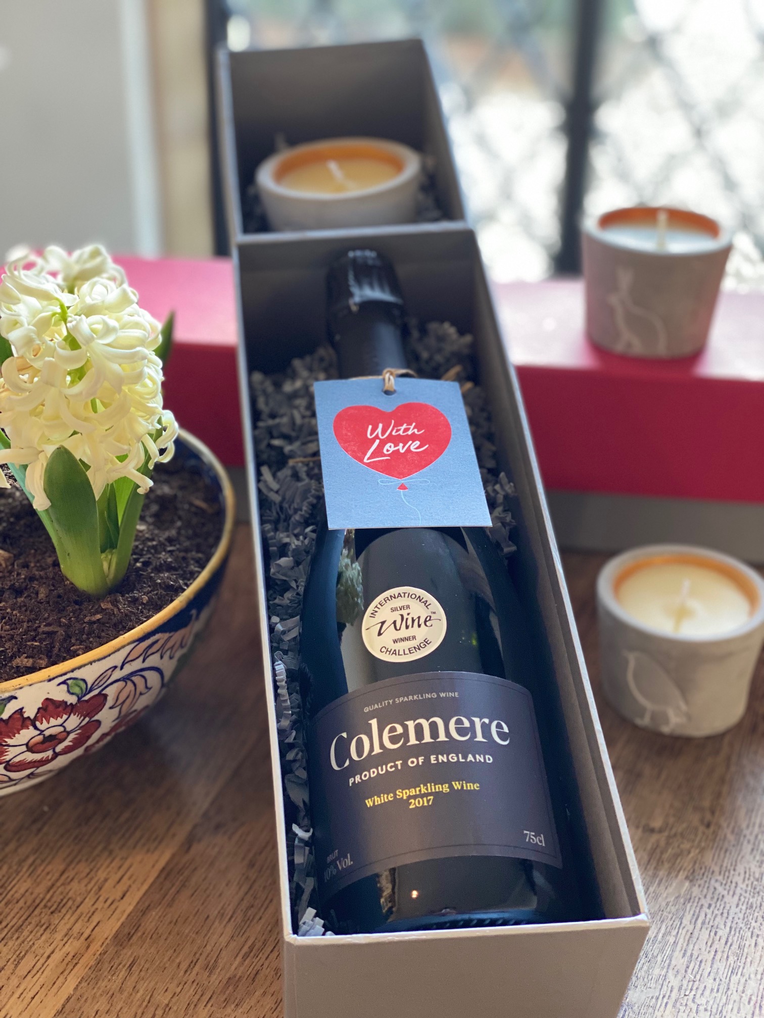 Mothering Sunday - Colemere Sparkling White Wine and Candle